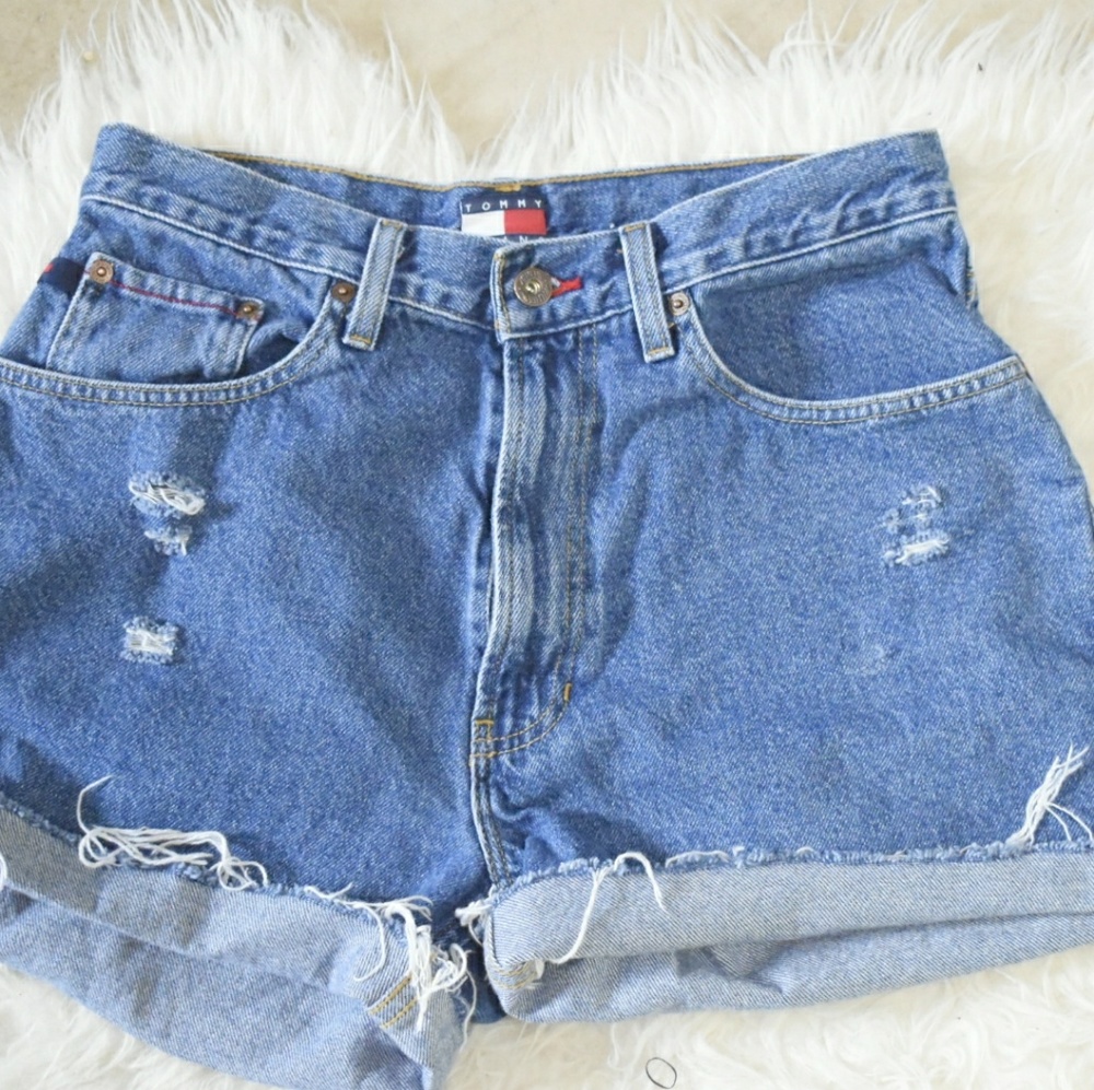 Vintage Tommy Hilfiger distressed jean shorts
